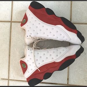 Jordan Retro 13 “Cherry”